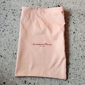 Gianvito  Rossi dust bag in rose with branding